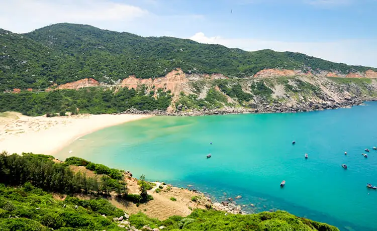 bãi biển đại lãnh nha trang