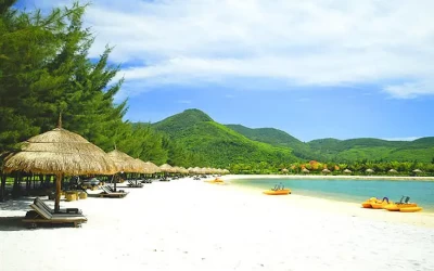 Bãi biển Dốc Lết Nha Trang - Điểm đến Nha Trang