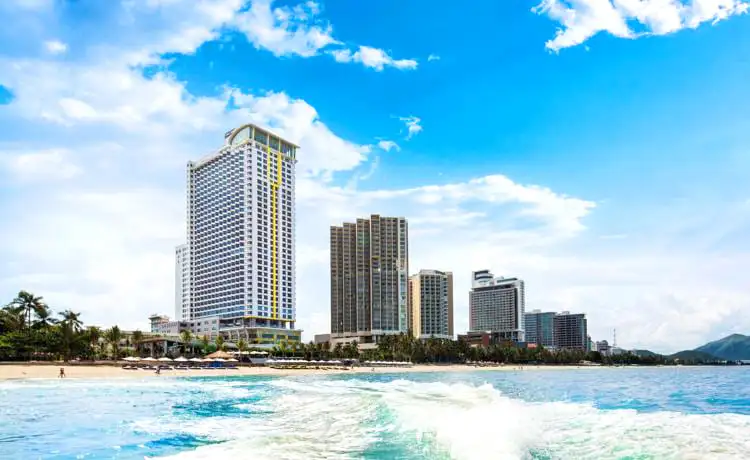 bãi biển nha trang