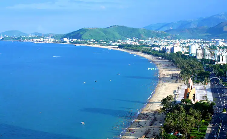 bãi biển nha trang