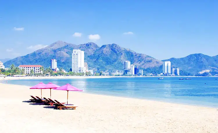 bãi dương hòn chồng nha trang