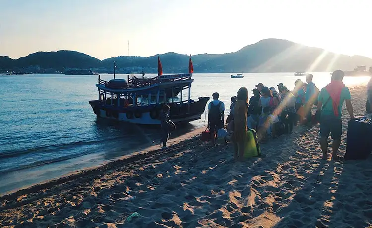 bãi kinh đảo bình hưng