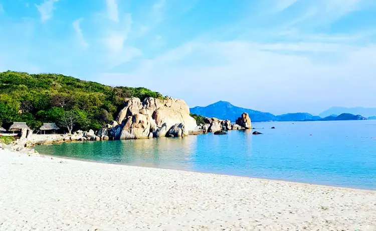 biển bãi kinh đảo bình hưng