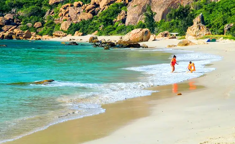 tour du lịch Bình Ba 2 ngày 1 đêm câu cá lặn ngắm san hô