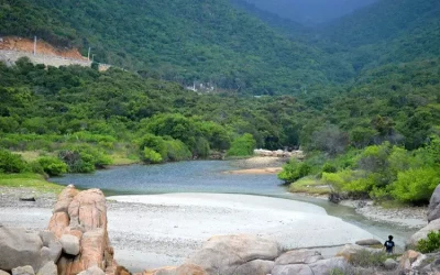 Bãi Nước Ngọt đảo Bình Hưng