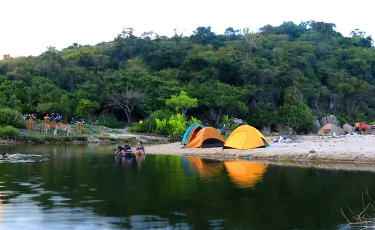 bãi nước ngọt đảo bình hưng