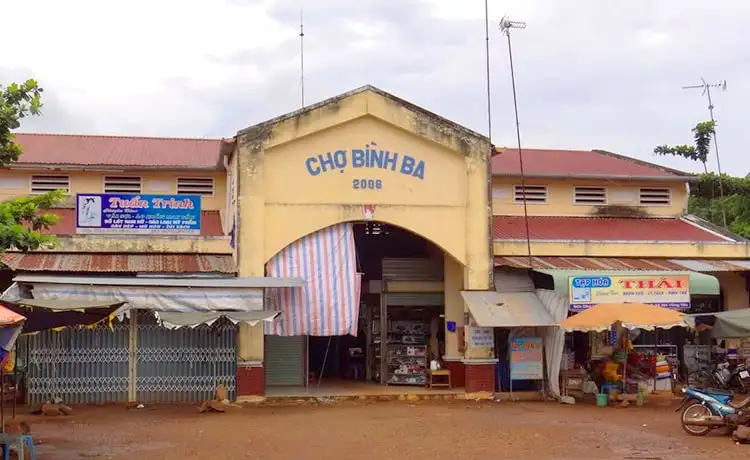 chợ bình ba