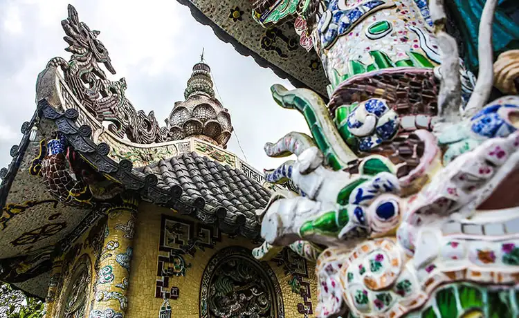 chùa linh phước chùa ve chai đà lạt