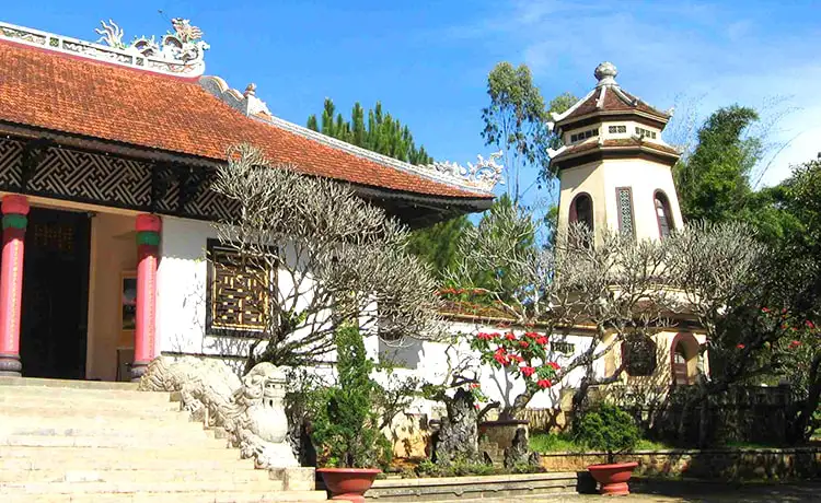 chùa linh sơn đà lạt