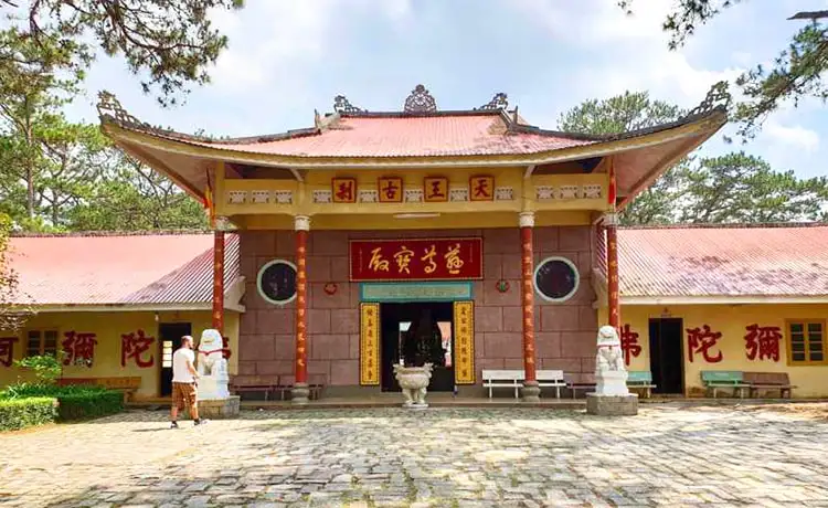 chùa thiên vương cổ sát đà lạt