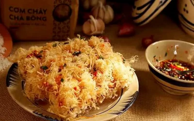 Cơm cháy vàng ruộm - Đặc sản Ninh Bình