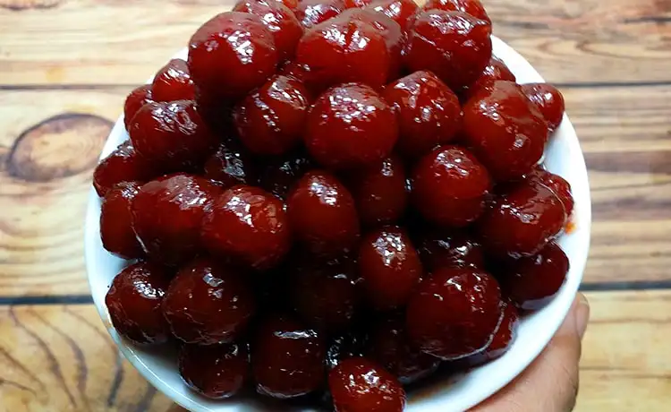 mứt mơ đặc sản đà lạt làm quà