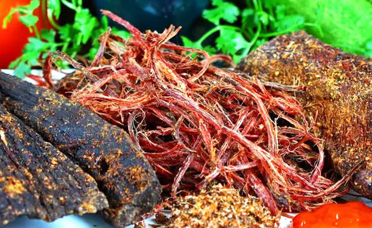 đặc sản thịt trâu gác bếp mai châu