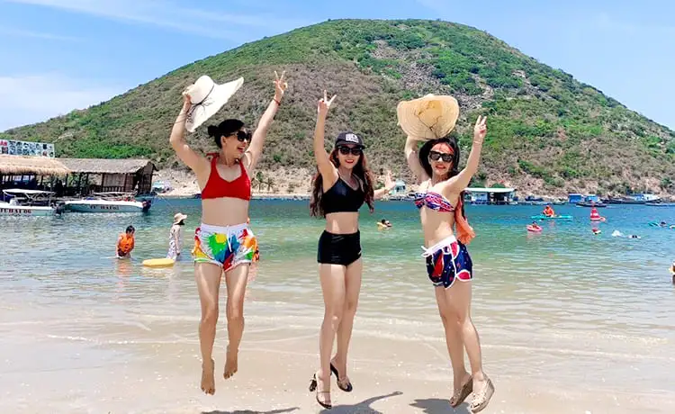 du lịch đảo robinson nha trang