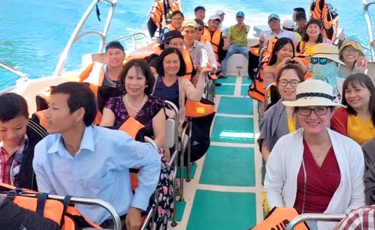 du lịch đảo robinson nha trang