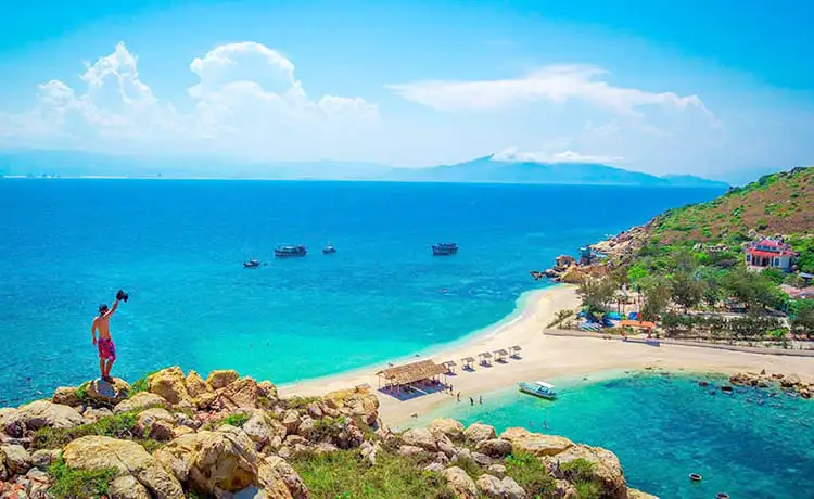 đảo yến hòn nội nha trang