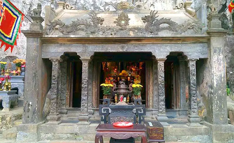 đền trần tràng an ninh bình