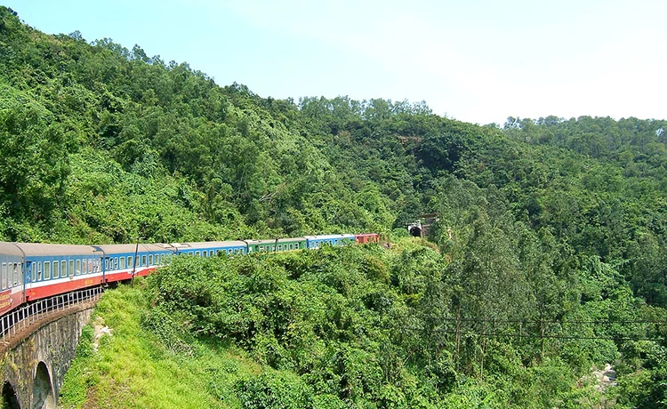 tour du lịch huế 1 ngày từ đà nẵng