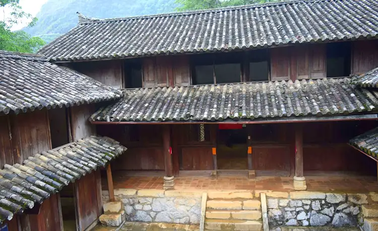 dinh thự vua mèo hà giang dinh thự vua mèo hà giang