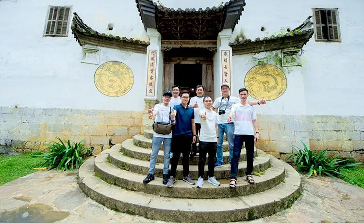 dinh thự vua mèo hà giang dinh thự vua mèo hà giang