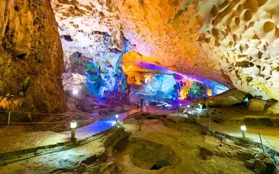 Động Thiên Cung - Kinh nghiệm du lịch Vịnh Hạ Long