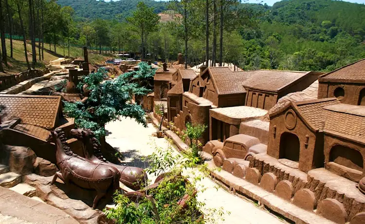 đường hầm đất sét đà lạt