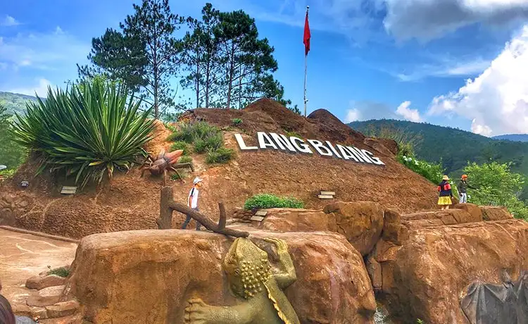 đường hầm đất sét đà lạt