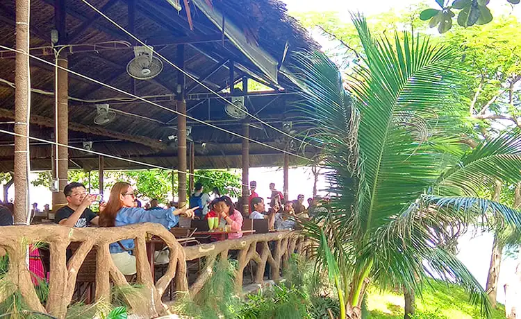 du lịch hòn chồng nha trang