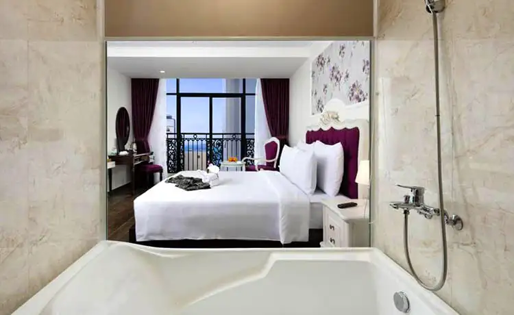 khách sạn bonjour nha trang