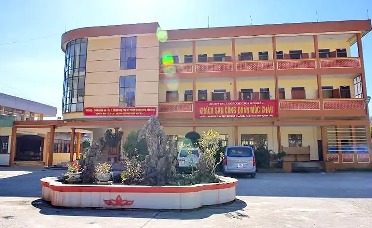 khách sạn công đoàn mộc châu