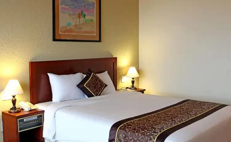 tour vịnh hạ long 4 ngày 3 đêm