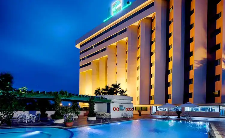 khách sạn vịnh hạ long plaza