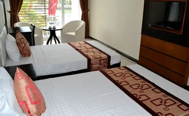 tour vịnh hạ long 4 ngày 3 đêm