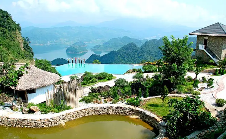 Bakhan Village Resort