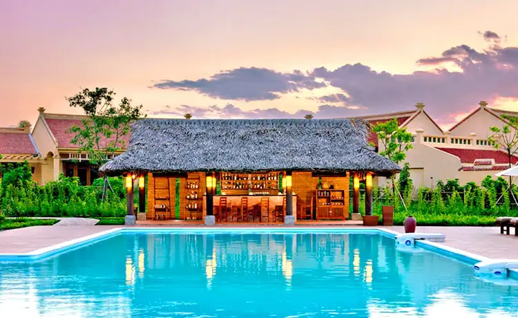 khách sạn ninh bình cúc phương resort