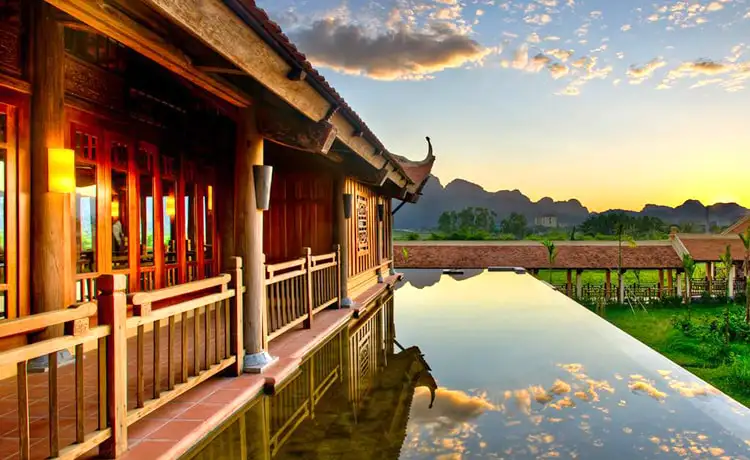 khách sạn emeralda ninh bình