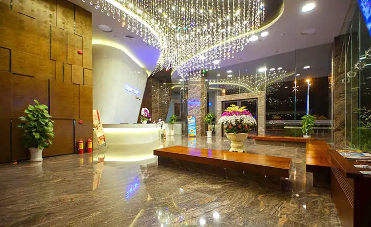 khách sạn royal beach boton blue nha trang