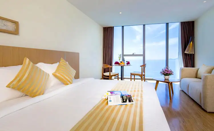 khách sạn starcity nha trang