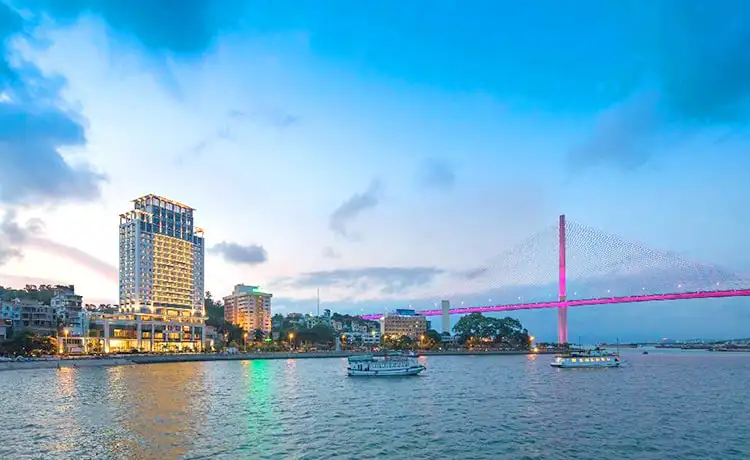 khách sạn wyndham legend hạ long