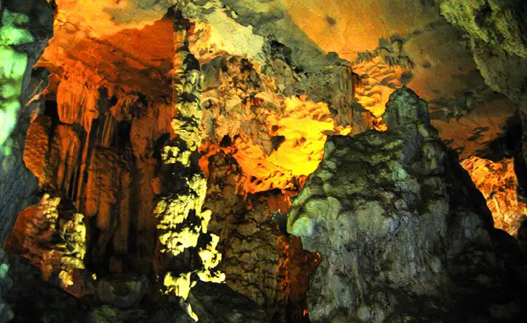 động vân trình kênh gà ninh bình