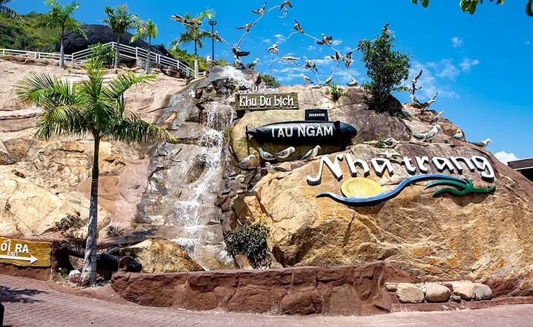 khu du lịch tàu ngầm nha trang