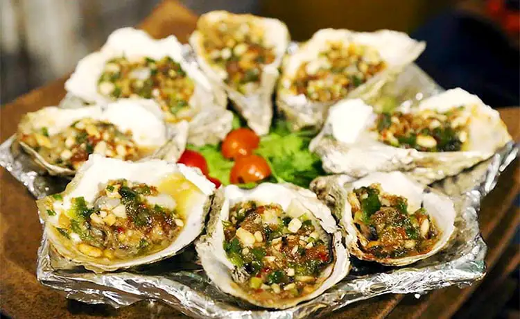 món đặc sản hàu nướng vịnh hạ long