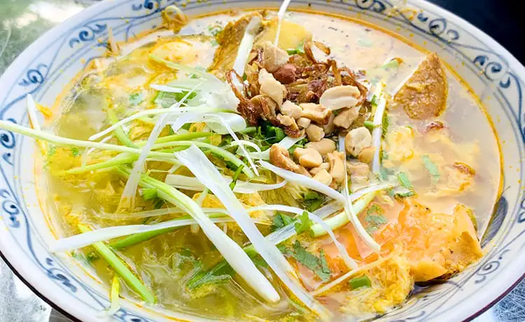 món ngon mì quảng nha trang