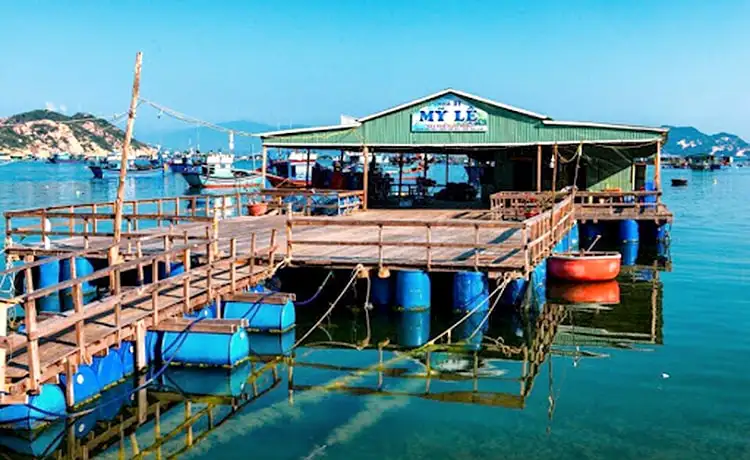 nhà bè mỹ lệ tôm hùm bình ba