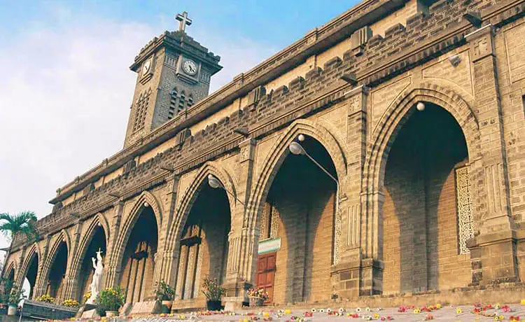 nhà thờ đá nha trang