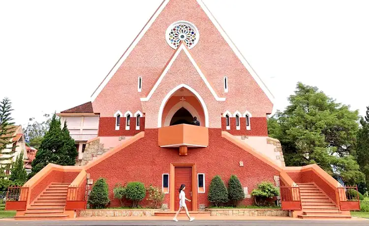 nhà thờ domaine de marie đà lạt
