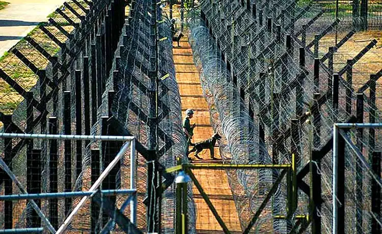 nhà tù phú quốc