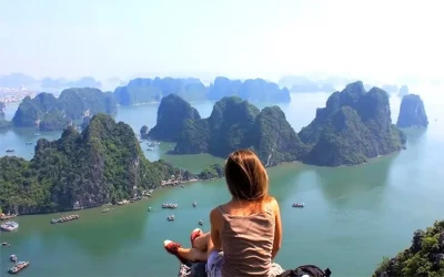 Núi Bài Thơ - Du lịch Vịnh Hạ Long