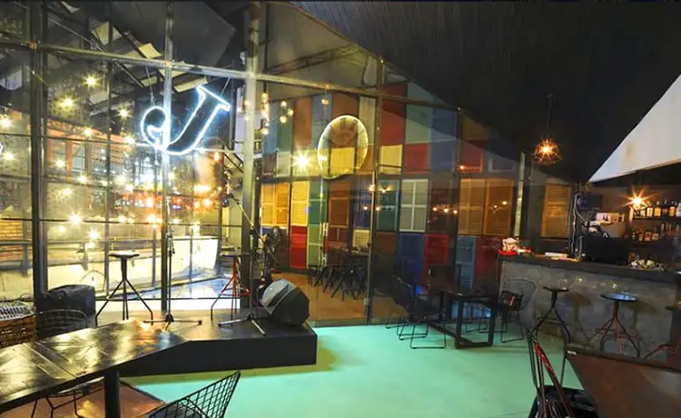 quán cafe j nha trang