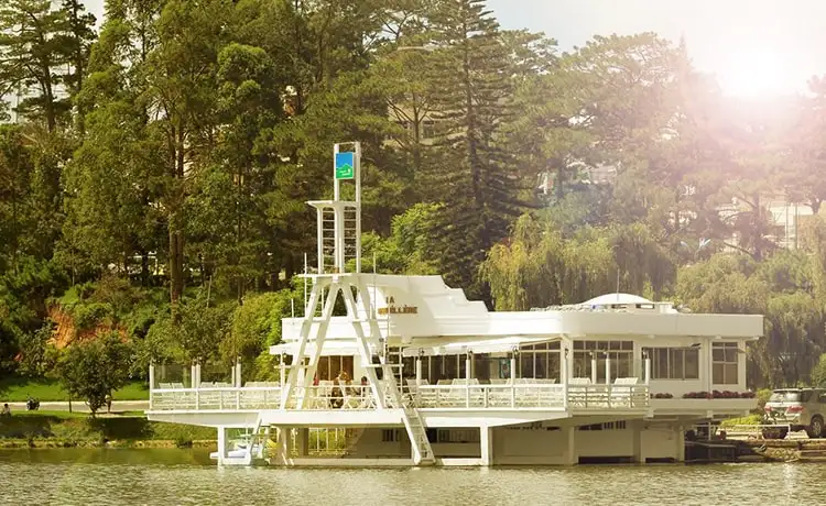 Cafe Thủy Tạ Đà Lạt